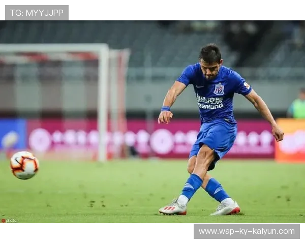 河南俱乐部直塞连连形成冲击点