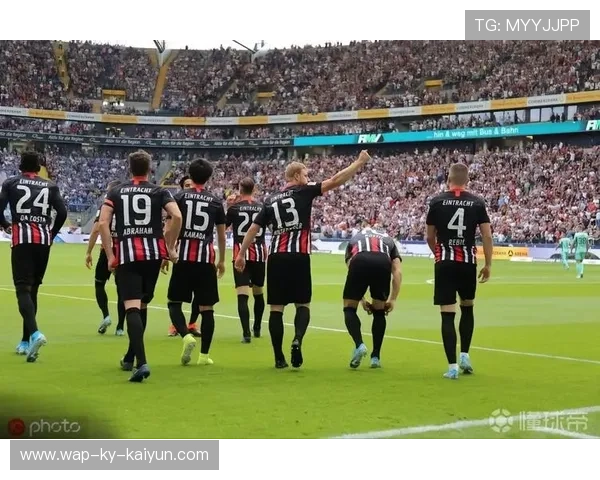 莱比锡反击如闪电，门前机会频繁引爆赛场激情